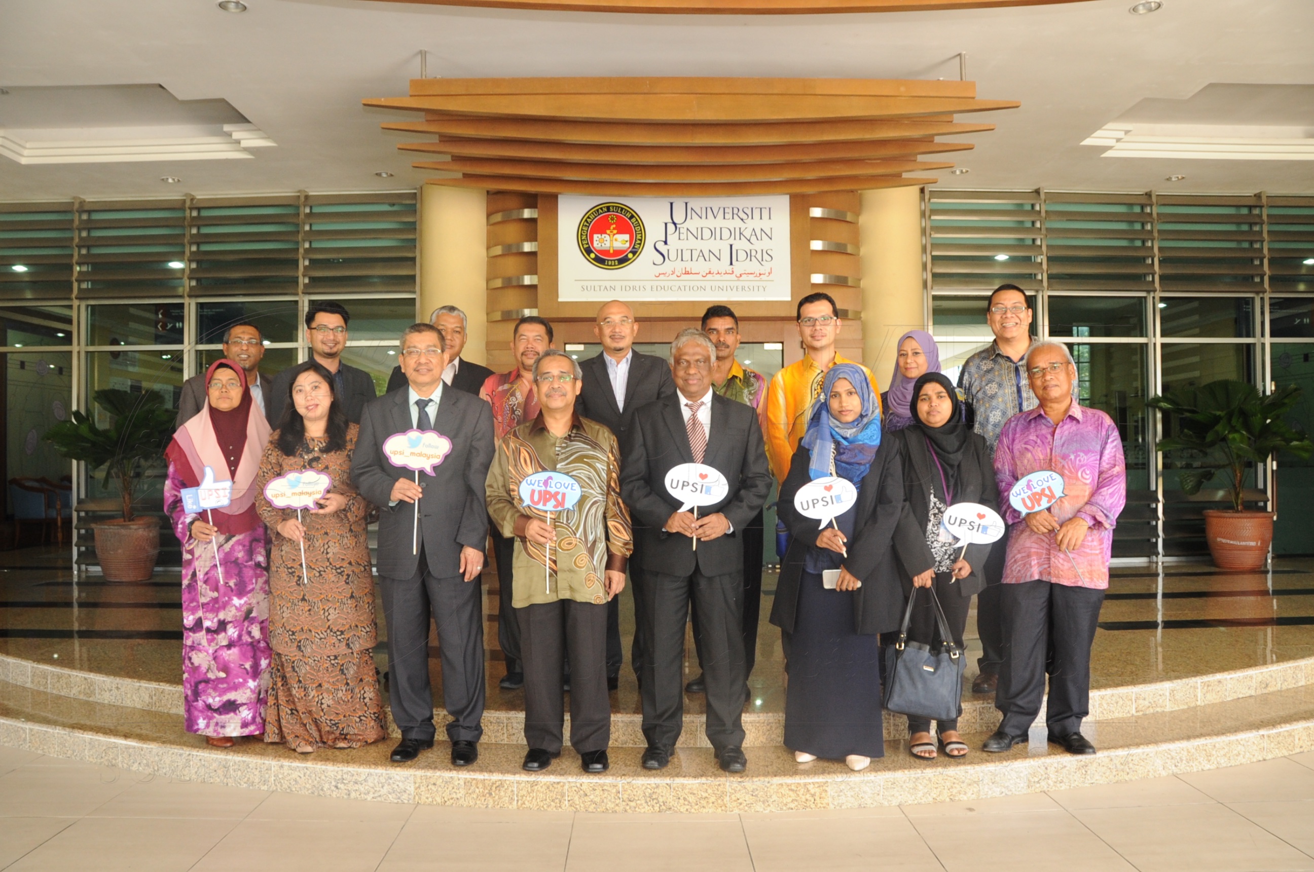 PRO16 7 Maldives HAS 8273